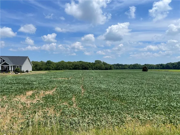 5464 Taylor Rd, Norton, OH 44203