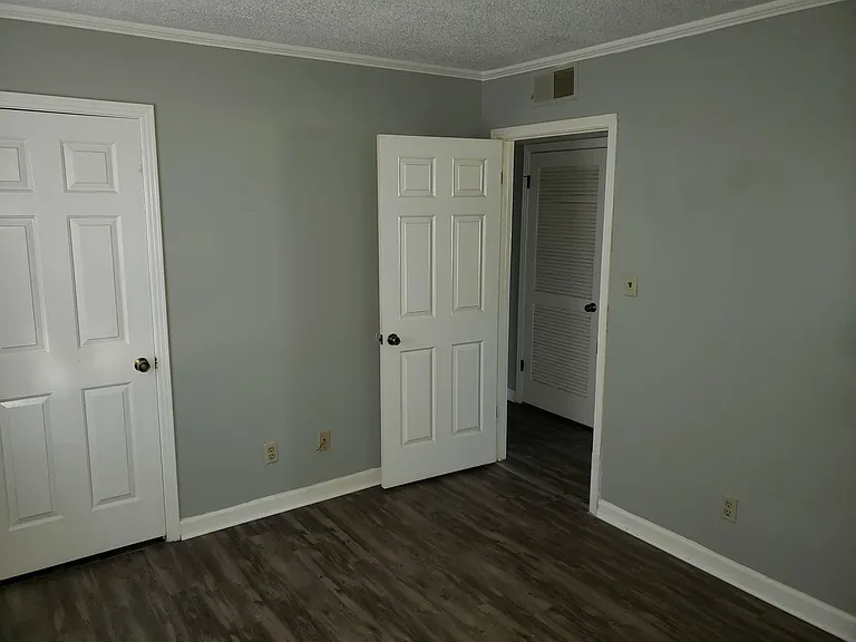 98 S Burns St #6 — Photo 18