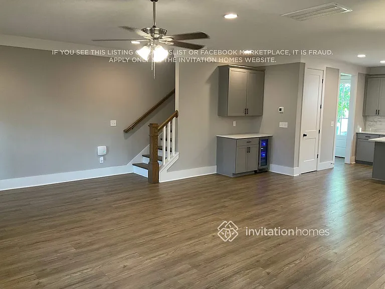 253 Founders Ln — Photo 3