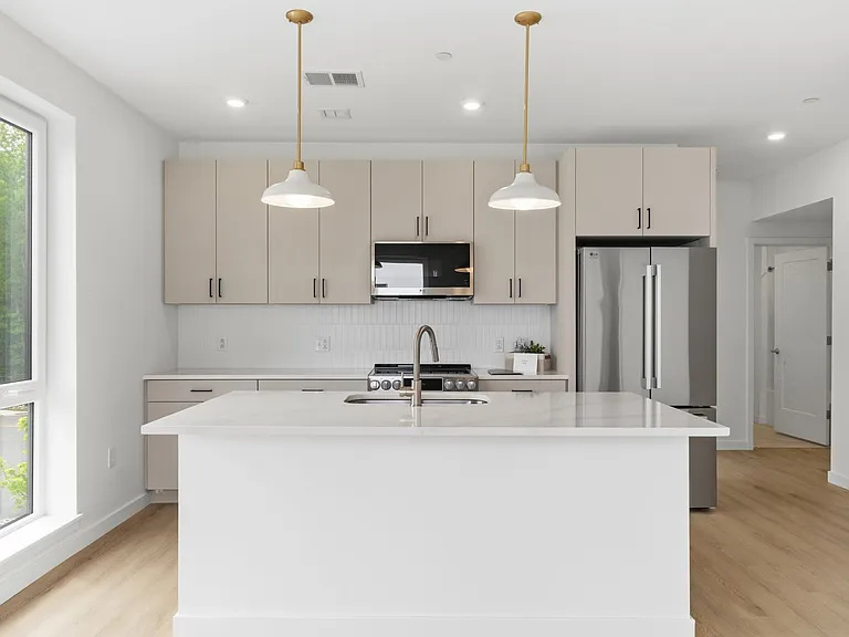 2454 Lafayette Rd #201 — Photo 12