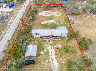 113 N Walker Rd, Rockport, TX 78382