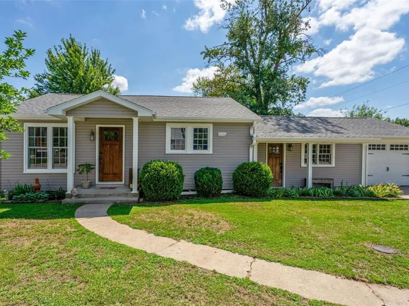 109 W Jefferson St, Perry, MO 63462