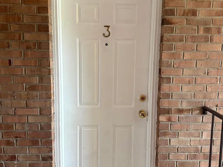 52 Rockridge Ct #3 — Photo 2