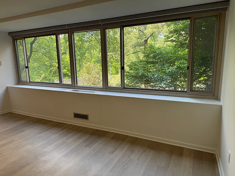4101 Cathedral Ave NW #409 — Photo 3