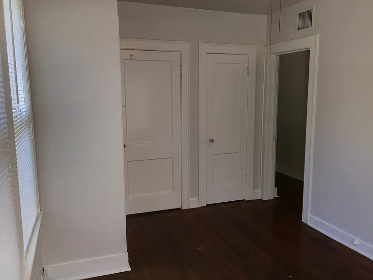 812 East 30th Street — Photo 10