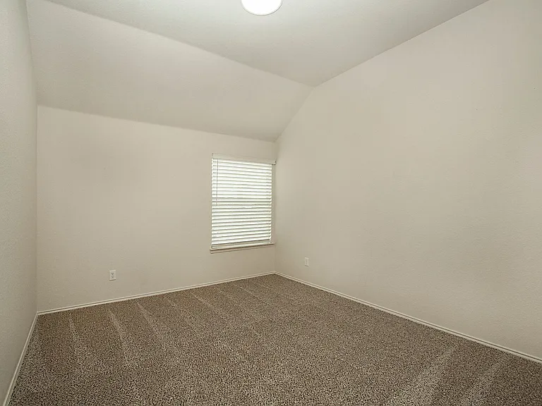5809 Deer Run Dr — Photo 16