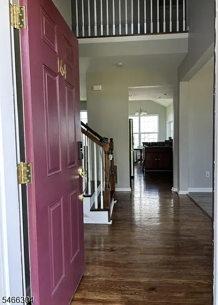 4 bed, 2.5 bath, $4,000 — Photo 2