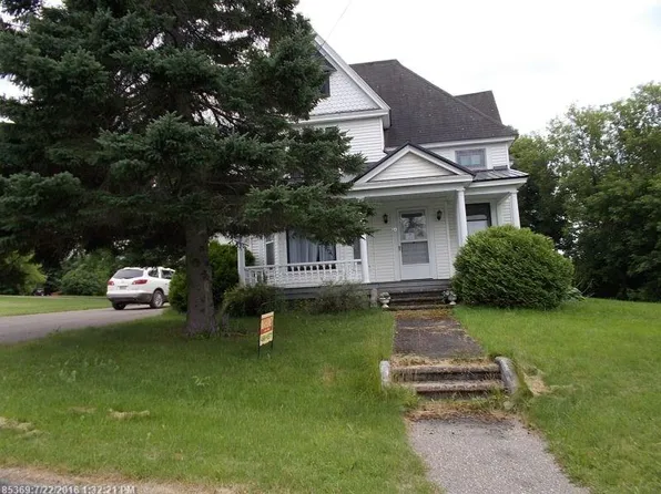 24 Fort Hill St, Fort Fairfield, ME 04742