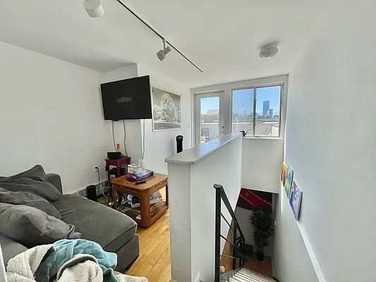 Rented by The Downtown LLC | media 21