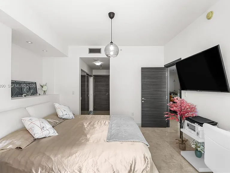 900 Biscayne Blvd #3704 — Photo 33