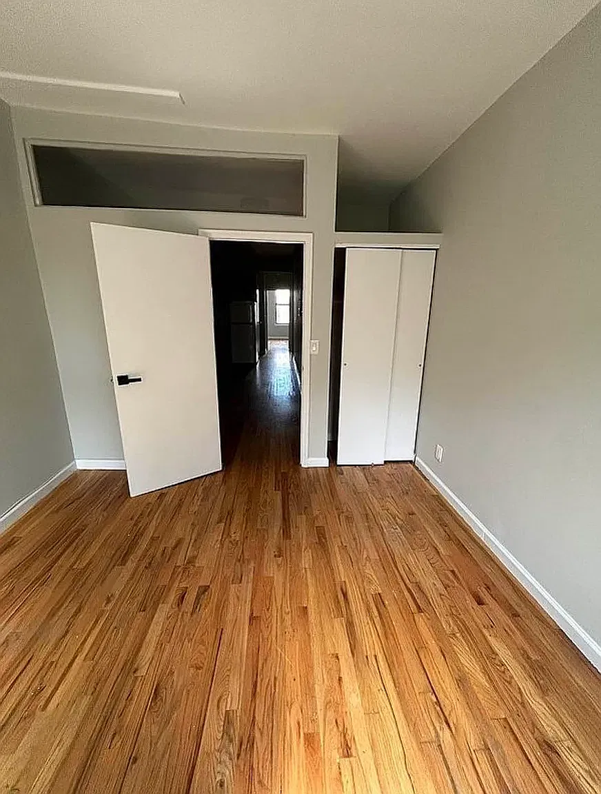265 East 10th Street — Photo 4