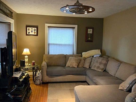 3rd image of 5217 Sheffield Dr