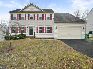 6813 Simmons Ln, Clinton, MD 20735