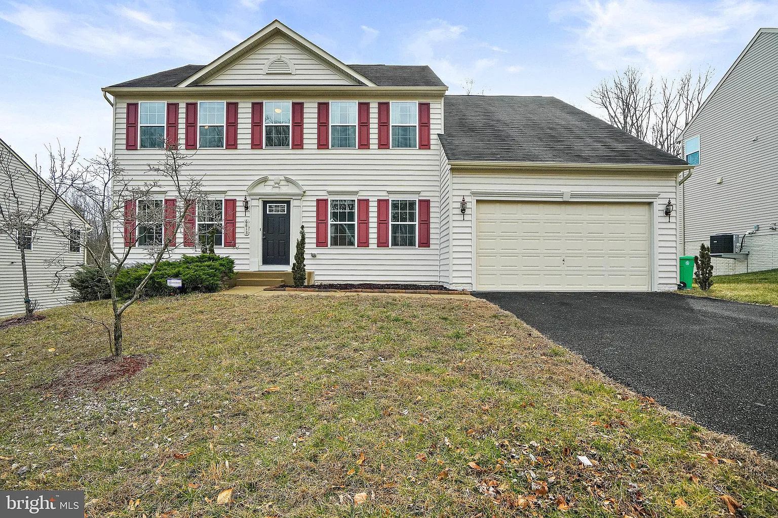 6813 Simmons Ln photo 1