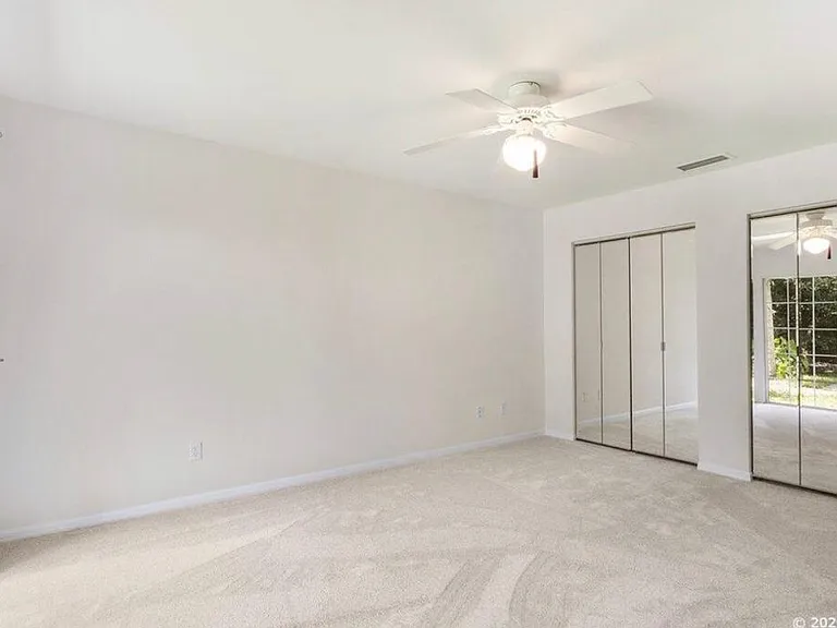 4535 NW 53rd Ln — Photo 7