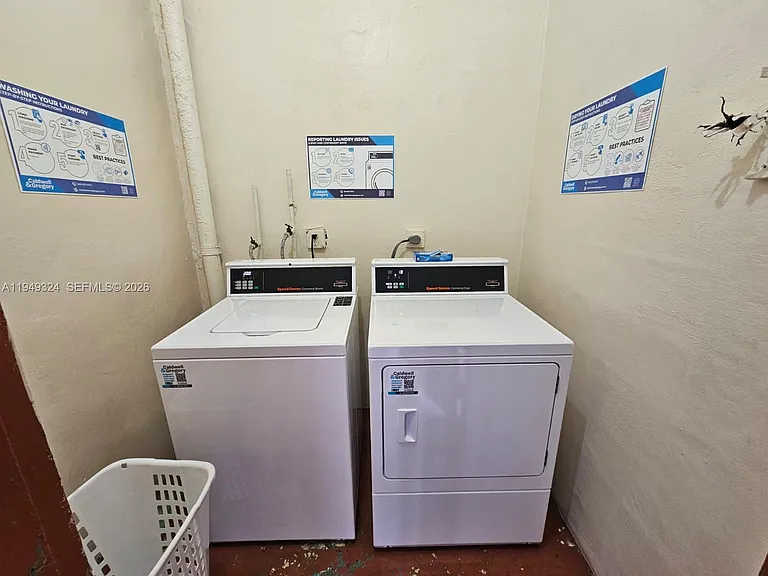 642 NW 13th St #310 — Photo 31