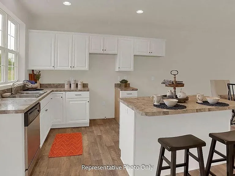 559 Brook Shire Ct — Photo 12
