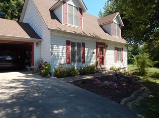3802 Valley View Ln, Cape Girardeau, MO 63701