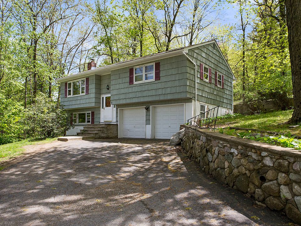 1st image of 6 Oxbow Ln