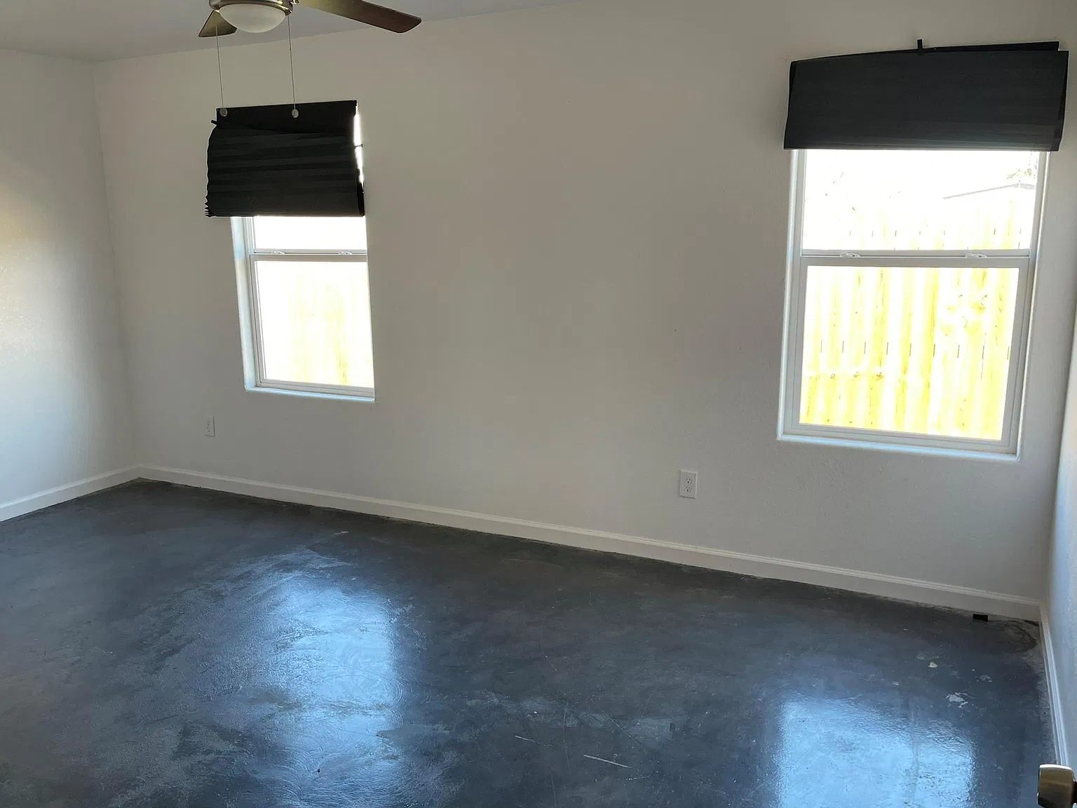 3 bed, 2.0 bath, 1098 sqft, $1,350 — Photo 4