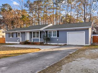 214 Manchester Rd, Havelock, NC 28532