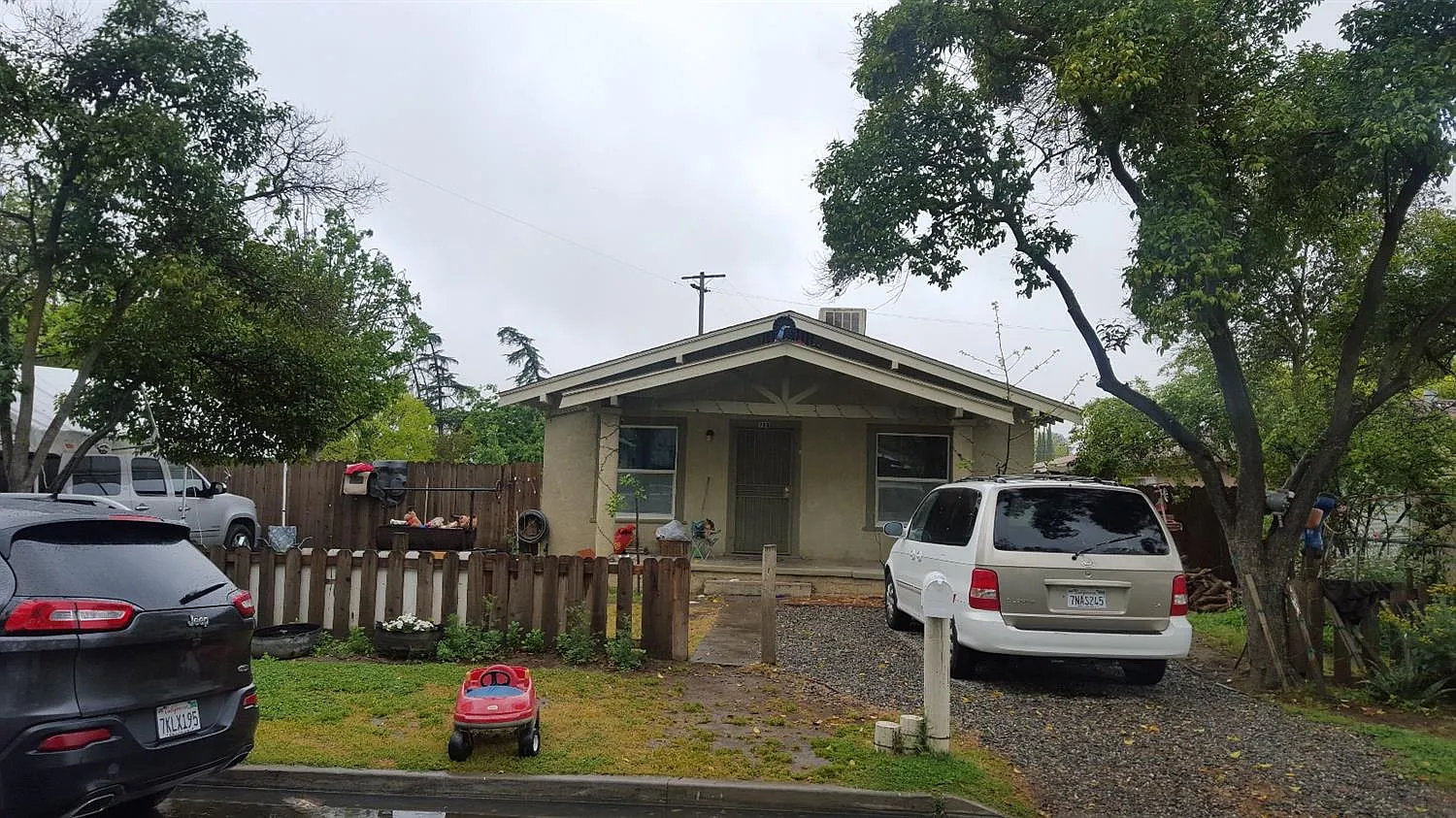 700 Sierra St photo 1