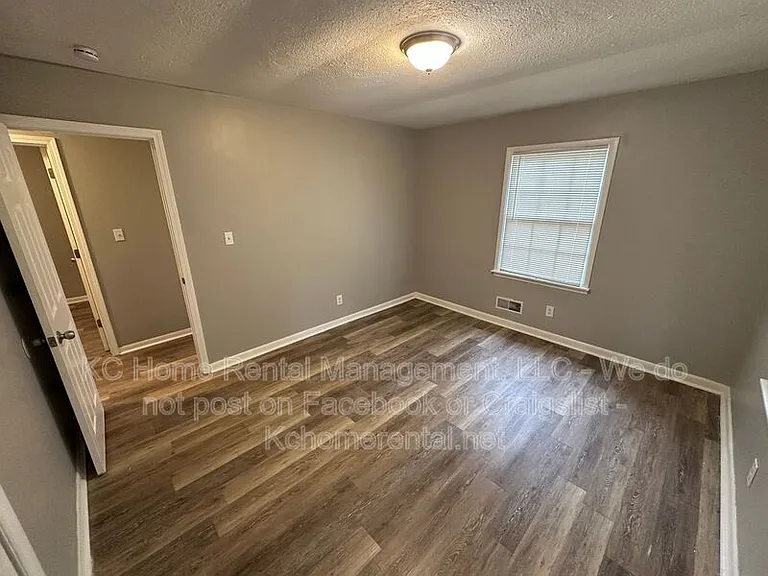 7707 E 108th Ter — Photo 21