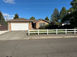 2922 Bailey Ave, Medford, OR 97504