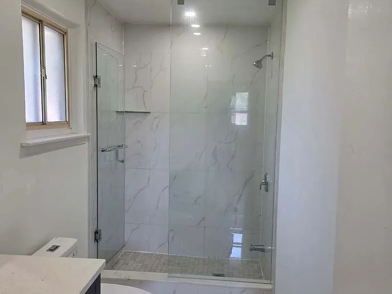 1010 Bloor St — Photo 13