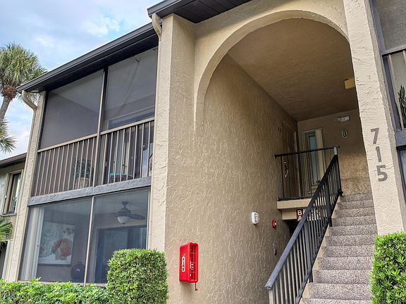 3rd image of 715 Sunny Pine Way #A2