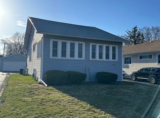 142 S Harvard Ave, Villa Park, IL