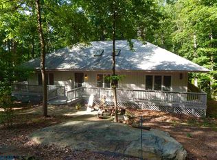 67 Shingle Oak Ln, Nellysford, VA 22958