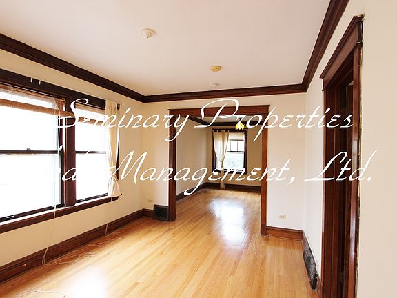 5th image of 1626 W Winona St APT 1R