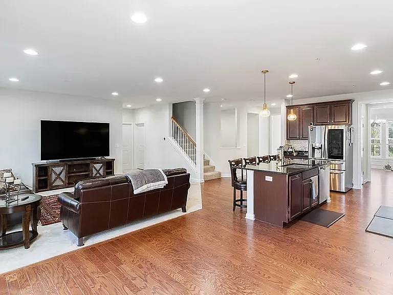 20 Cherry Ln — Photo 11