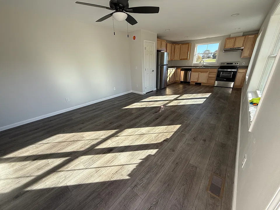 118 Dana Mill Rd #B