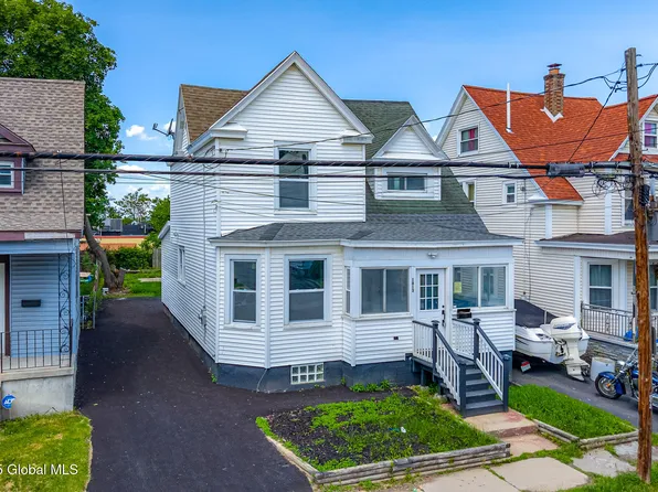 1813 Avenue A, Schenectady, NY 12308