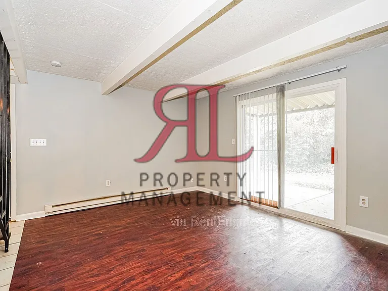 4927 Myers Rd — Photo 10