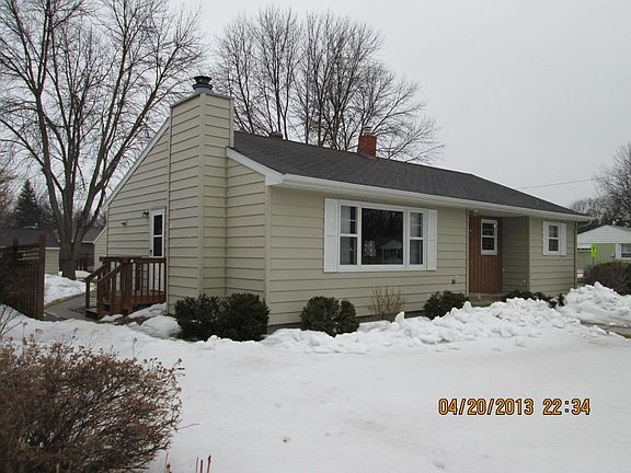 5th image of 715 Park Dr