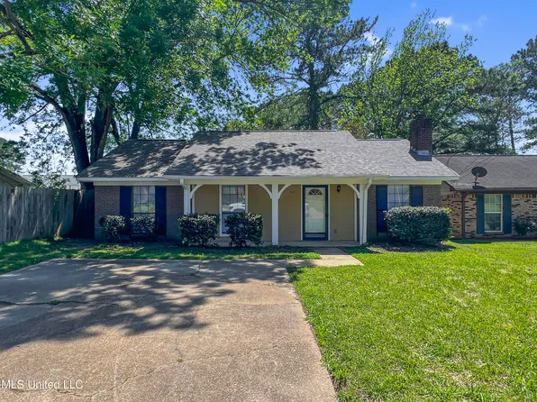 769 Clearmont Dr, Pearl, MS 39208