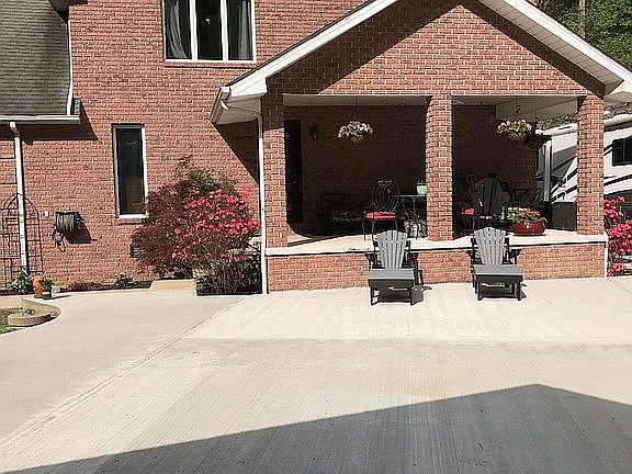 End porch