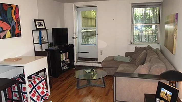 Rented by Temple Morrow LLC | media 20