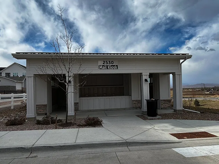 The Overlook Apartments — Photo 1