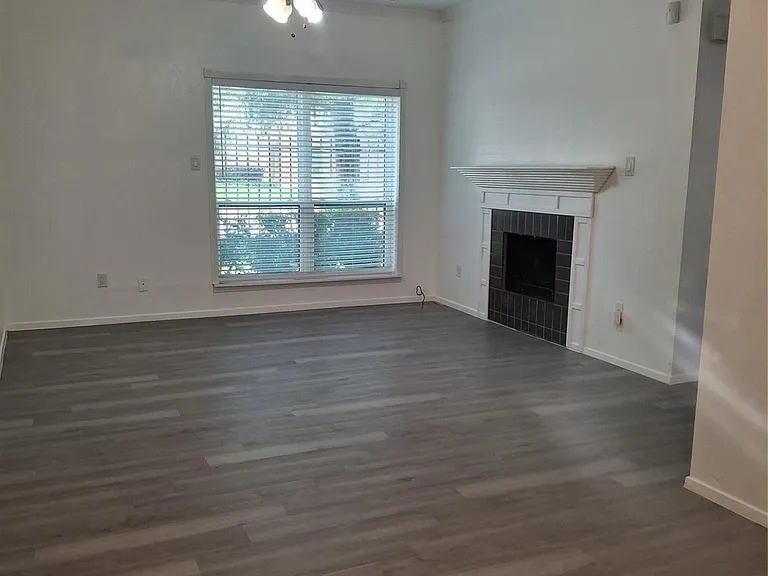 2025 Augusta Dr #205 — Photo 7