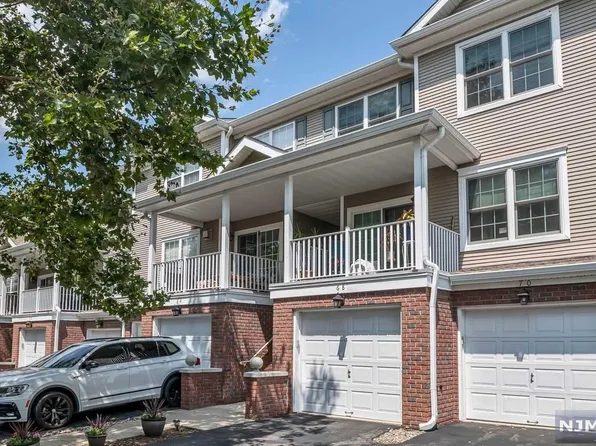 68 Carter Rd, Wanaque, NJ 07465