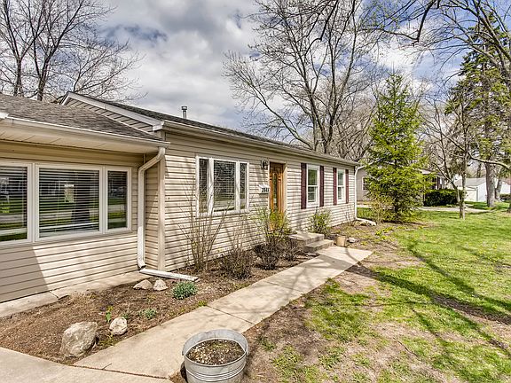 2nd image of 2946 Forest Glen Pkwy