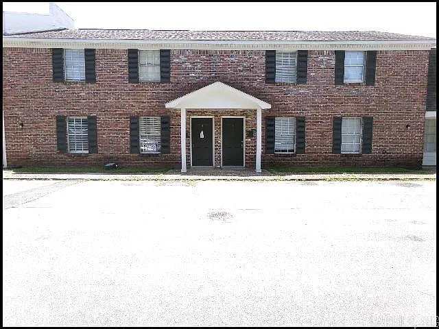 101 Ellis Dr #N — Photo 1
