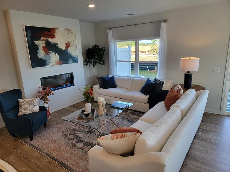 29 Lumpkin Ln — Photo 2