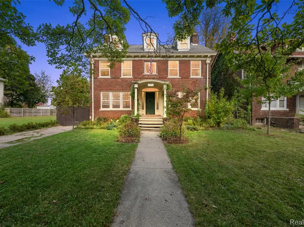 3496 Burns St, Detroit, MI 48214