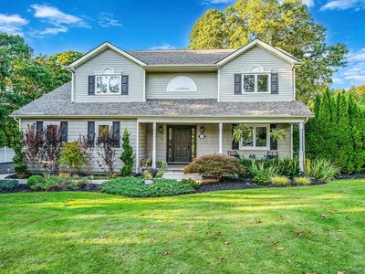 337 Peconic Avenue, Medford, NY, 11763