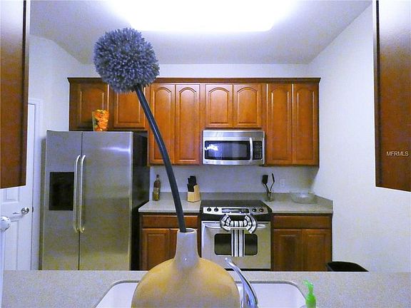 3rd image of 4024 Breakview Dr Unit 406